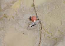 Load image into Gallery viewer, Flower Pendant