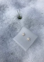 Load image into Gallery viewer, Snowflake earrings
