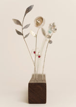 Load image into Gallery viewer, ¨Garden of Delights¨Micro-Sculpture with Wearable Pins

